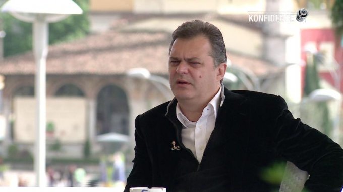 Koha për të ndihmuar Islamin Koha për të ndihmuar Islamin