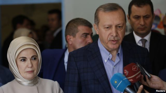 Erdogan fillon formimin e qeverisë së re Erdogan fillon formimin e qeverisë së re