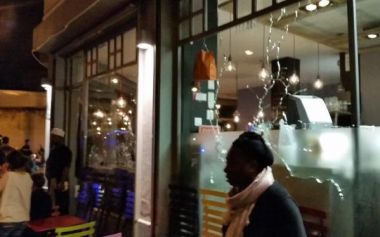 Sulm me armë në Paris, 10 të vdekur e 8 të plagosur: Evakuohet presidenti Hollande Sulm me armë në Paris, 10 të vdekur e 8 të plagosur: Evakuohet presidenti Hollande