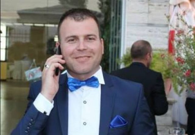 Ndahet nga jeta në moshën 27-vjeçare gazetari Kreshnik Zeqaj Ndahet nga jeta në moshën 27-vjeçare gazetari Kreshnik Zeqaj