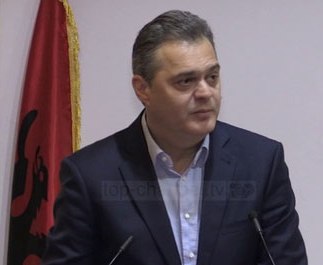 Le Courrier des Balkans: Blushi, disidenti socialist që kërkon ” kokën e Ramës”! Le Courrier des Balkans: Blushi, disidenti socialist që kërkon ” kokën e Ramës”!