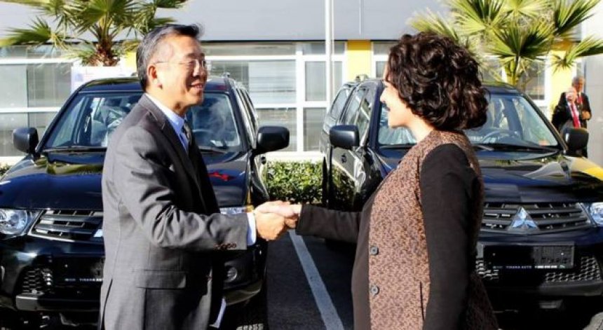 Cunami i reformës në drejtësi po afron: BE-SHBA hetim pasurive të politikanëve, gjyqtarëve dhe prokurorëve Cunami i reformës në drejtësi po afron: BE-SHBA hetim pasurive të politikanëve, gjyqtarëve dhe prokurorëve