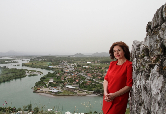 Portret: Mimoza Hafizi, forca e qetë anti-Rama Portret: Mimoza Hafizi, forca e qetë anti-Rama