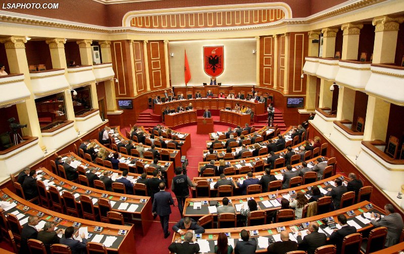 Lista e plote e deputeteve te parlamentit te ri. 38 deputete femra Lista e plote e deputeteve te parlamentit te ri. 38 deputete femra