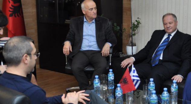 Tahiri u kërkon zgjidhje organeve jo kompetente greke, për vdekjen e 2 shqiptarëve Tahiri u kërkon zgjidhje organeve jo kompetente greke, për vdekjen e 2 shqiptarëve