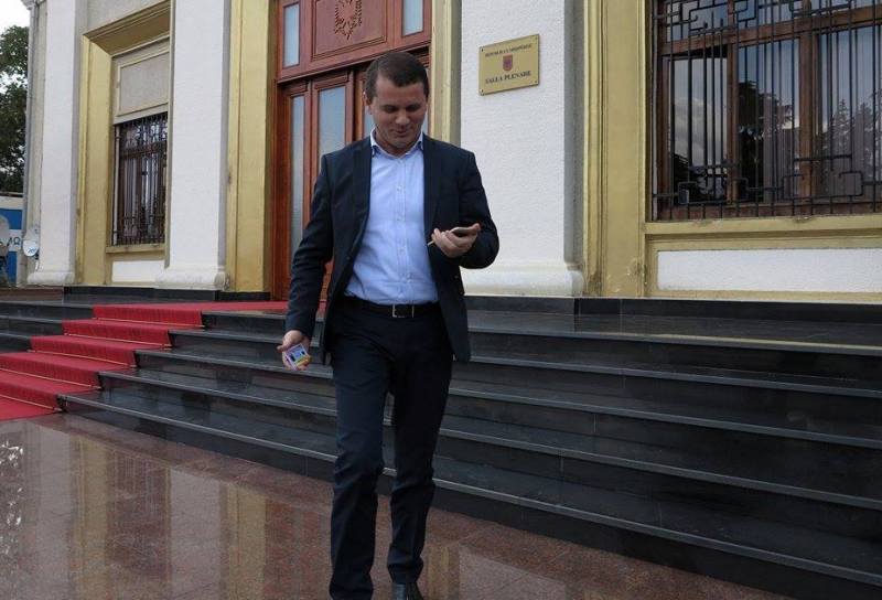 Dokumenti: Zbulohen 5 emrat e Armando Prengës në Itali dhe akuzat ndaj tij Dokumenti: Zbulohen 5 emrat e Armando Prengës në Itali dhe akuzat ndaj tij