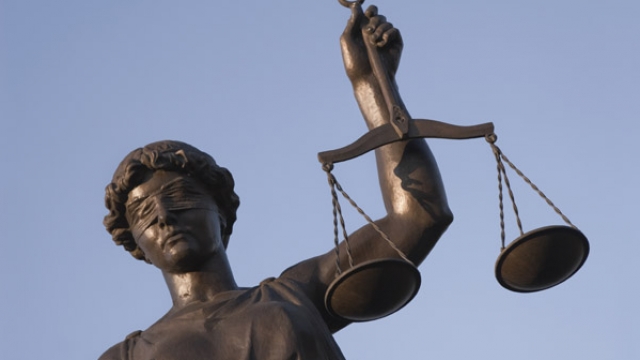 Kodi i ri penal, burg vetëm në fundjavë për të rinjtë dhe dënime me gjobë Kodi i ri penal, burg vetëm në fundjavë për të rinjtë dhe dënime me gjobë