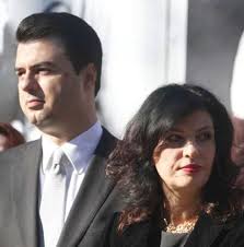 Topalli: Opozita e Bashës nuk është normale, sot duhet të ishim në fushatë Topalli: Opozita e Bashës nuk është normale, sot duhet të ishim në fushatë