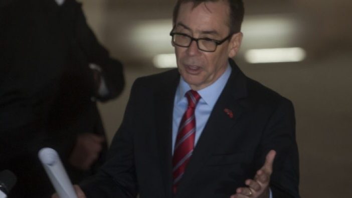 Ambasadori amerikan në Maqedoni: Të zgjidhet kryeparlamentari dhe qeveria Ambasadori amerikan në Maqedoni: Të zgjidhet kryeparlamentari dhe qeveria