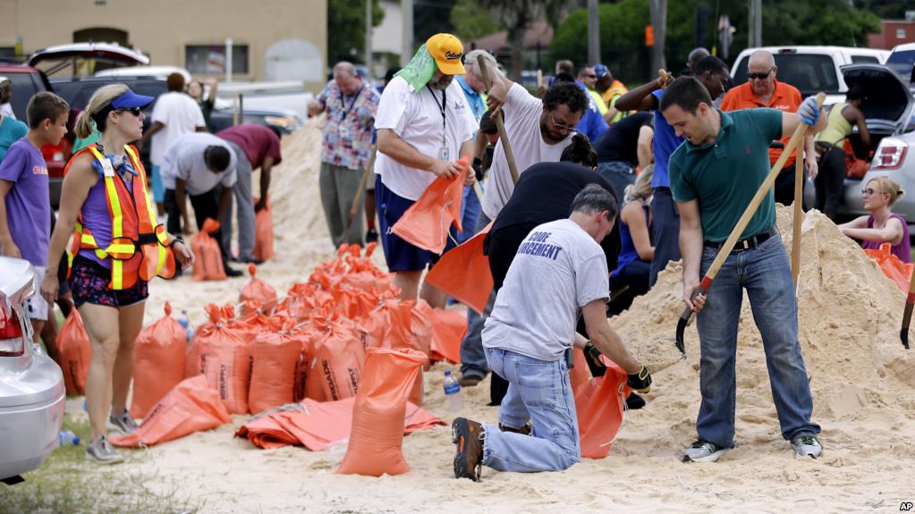 SHBA në Alarmë: Banorët braktisin Floridën nga kërcënimi i uraganit Irma SHBA në Alarmë: Banorët braktisin Floridën nga kërcënimi i uraganit Irma