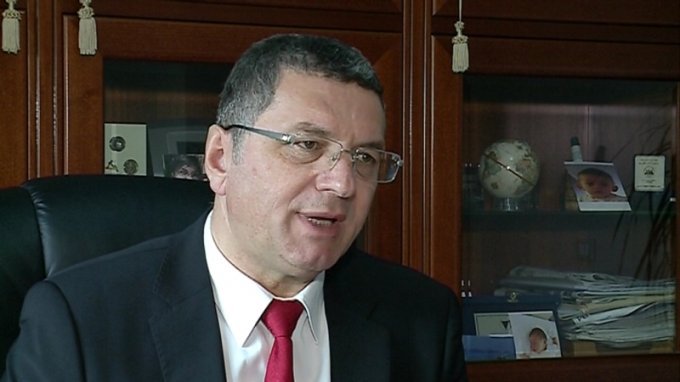 Studiuesit komentojnë programin e qeverisë dhe zhvillimet politike në Shqipëri Studiuesit komentojnë programin e qeverisë dhe zhvillimet politike në Shqipëri
