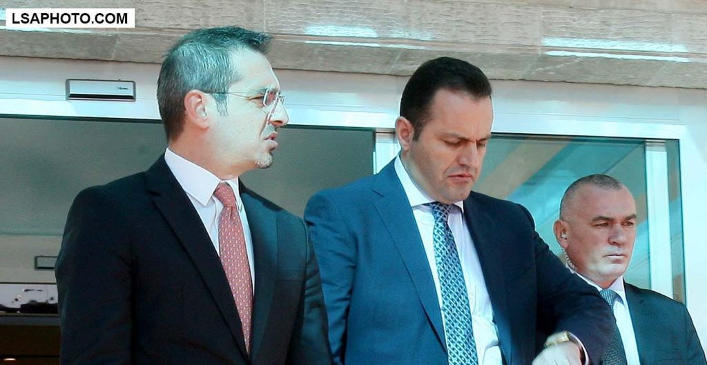 Burime konfidenciale, pritet arrestimi i Adriatik Llallës dhe Saimir Tahirit Burime konfidenciale, pritet arrestimi i Adriatik Llallës dhe Saimir Tahirit