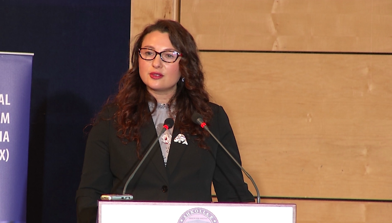 Një studim i ri analizon rrezikun e ekstremizmit të dhunshëm në Shqipëri Një studim i ri analizon rrezikun e ekstremizmit të dhunshëm në Shqipëri