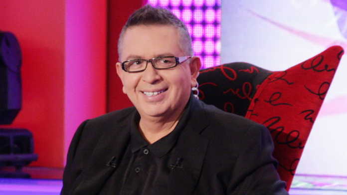 Ndahet nga jeta gazetari i njohur grek Themos Anastasiadis Ndahet nga jeta gazetari i njohur grek Themos Anastasiadis