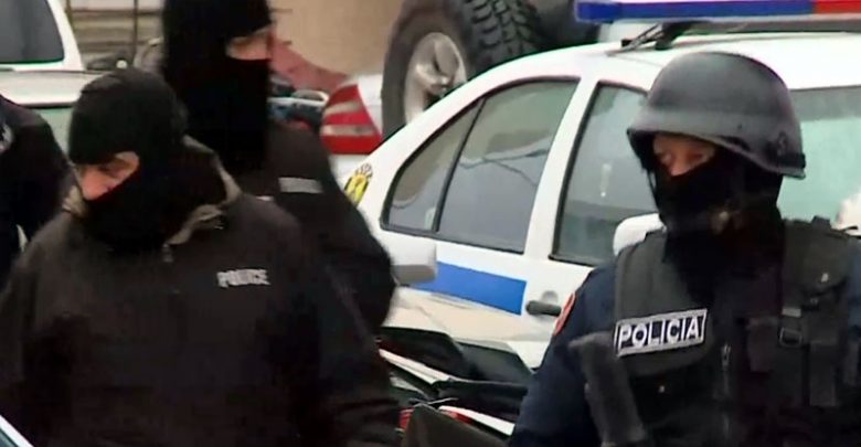 Operacion i madh antidroge, ja 12 shqiptarët e arrestuar në Shqipëri dhe Itali Operacion i madh antidroge, ja 12 shqiptarët e arrestuar në Shqipëri dhe Itali