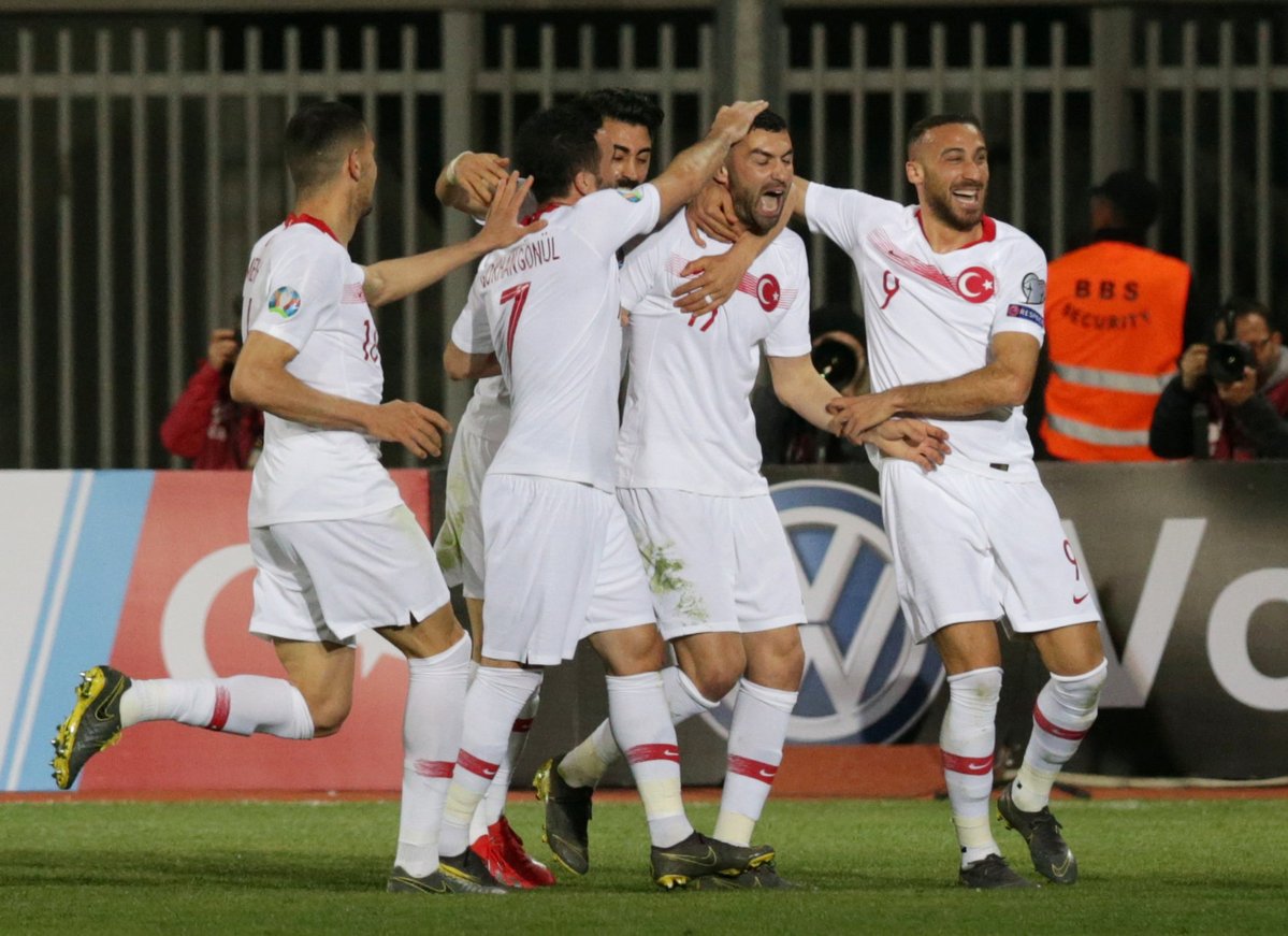 Kuq e Zinjtë megjithë lojën e mirë mposhten në 45 minutat e para nga Turqit 0-1 Kuq e Zinjtë megjithë lojën e mirë mposhten në 45 minutat e para nga Turqit 0-1