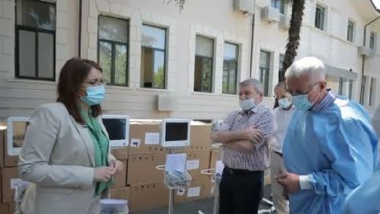 Ministria e Shëndetësisë raportoi se në 24 orët e fundit janë regjistruar 157 të infektuar me Covid-19 Ministria e Shëndetësisë raportoi se në 24 orët e fundit janë regjistruar 157 të infektuar me Covid-19