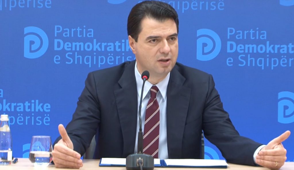 Basha: Asgjë s’ndodh më 5 janar, grupi ‘na bashkoi Non-Grata’ do zgjerohet Basha: Asgjë s’ndodh më 5 janar, grupi ‘na bashkoi Non-Grata’ do zgjerohet