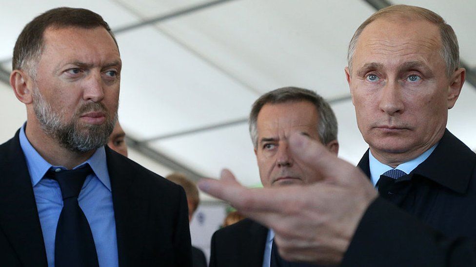 Njoftimi i qeverisë: Abramovich dhe Deripaska në mesin e 7 oligarkëve të shënjestruar në një sanksion prej 15 miliardë £ Njoftimi i qeverisë: Abramovich dhe Deripaska në mesin e 7 oligarkëve të shënjestruar në një sanksion prej 15 miliardë £