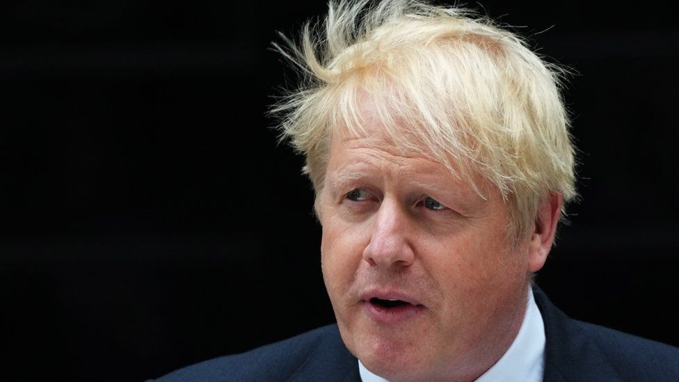 Kryeministri britanik Boris Johnson njofton zyrtarisht dorëheqjen e tij Kryeministri britanik Boris Johnson njofton zyrtarisht dorëheqjen e tij