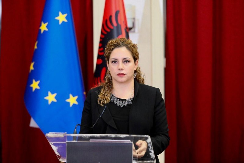 Reagon Xhaçka për tensionet në veri të Kosovës: Dënojmë ashpër sulmet ndaj policisë! Të hiqen barrikadat e grupeve serbe Reagon Xhaçka për tensionet në veri të Kosovës: Dënojmë ashpër sulmet ndaj policisë! Të hiqen barrikadat e grupeve serbe