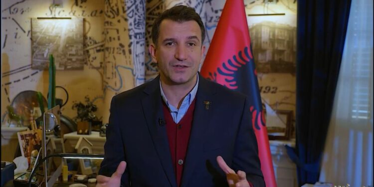 Veliaj në 103 vjetorin e Kryeqytetit: Sot Tirana eshte ne ditet e saj me te mira! Veliaj në 103 vjetorin e Kryeqytetit: Sot Tirana eshte ne ditet e saj me te mira!