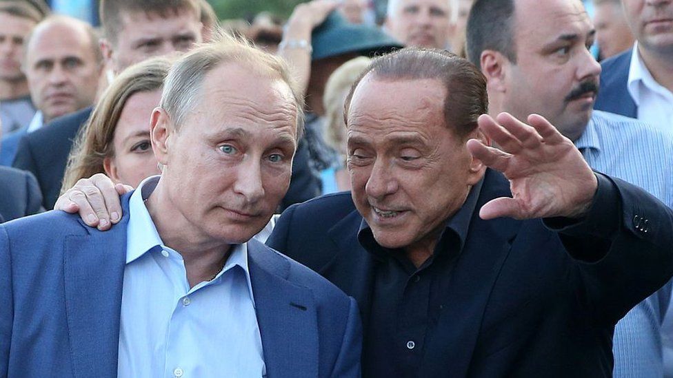 Berlusconi në krahë të Putinit sulmon Zelenskyn/ Përgjigjet Zelensky: “Agjitator i Rusisë, po dëmton Italinë” Berlusconi në krahë të Putinit sulmon Zelenskyn/ Përgjigjet Zelensky: “Agjitator i Rusisë, po dëmton Italinë”