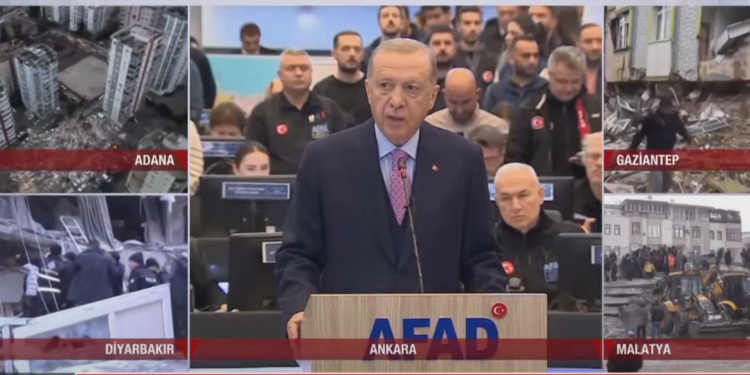 Erdogan shpall gjendjen e jashtëzakonshme për 3 muaj Erdogan shpall gjendjen e jashtëzakonshme për 3 muaj