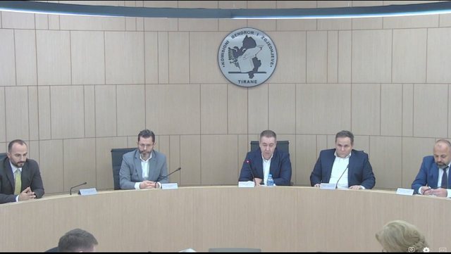 KAS rrëzon Celibashin, PD do të regjistrohet në zgjedhje me kryetar Enkelejd Alibeajn KAS rrëzon Celibashin, PD do të regjistrohet në zgjedhje me kryetar Enkelejd Alibeajn