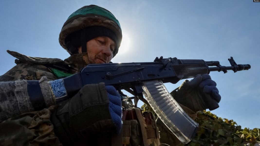 Reuters: Një dokument i zbulimit amerikan pretendon se Serbia është pajtuar të armatosë Ukrainën Reuters: Një dokument i zbulimit amerikan pretendon se Serbia është pajtuar të armatosë Ukrainën