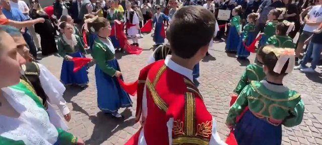 VIDEO/ Kryeministri Edi Rama vijon turin e takimeve me arbëreshtë e Italisë VIDEO/ Kryeministri Edi Rama vijon turin e takimeve me arbëreshtë e Italisë