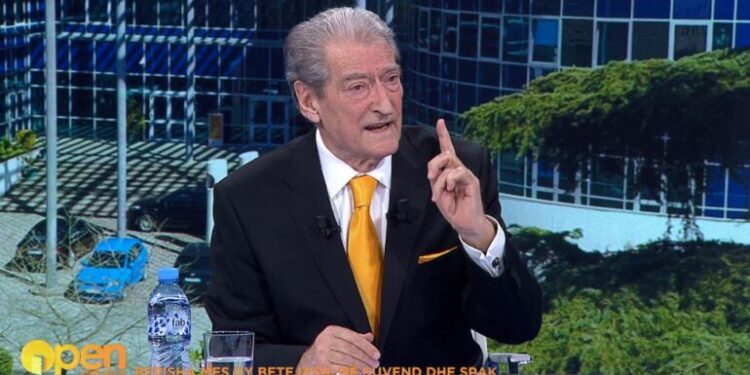 Berisha sulmon ashpër prokurorin që po e heton: Po mbahet aty si zagar Berisha sulmon ashpër prokurorin që po e heton: Po mbahet aty si zagar