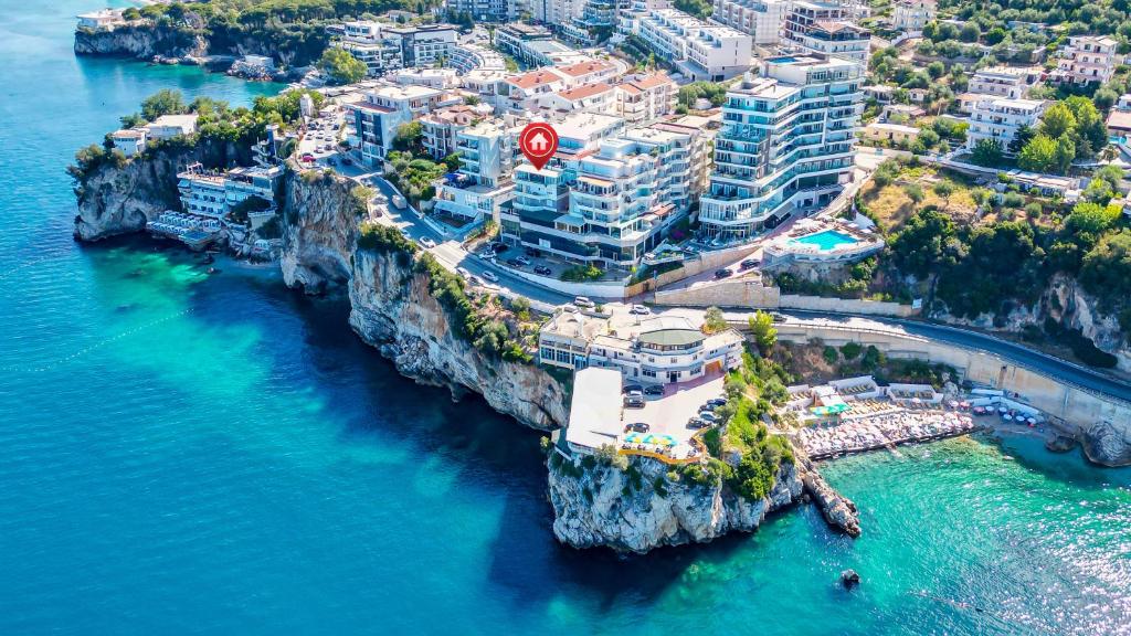 “Videot me plazhet bosh”, kryebashkiaku i Vlorës: S’mund të bëhet antireklamë me atë që ne e kemi krenari “Videot me plazhet bosh”, kryebashkiaku i Vlorës: S’mund të bëhet antireklamë me atë që ne e kemi krenari
