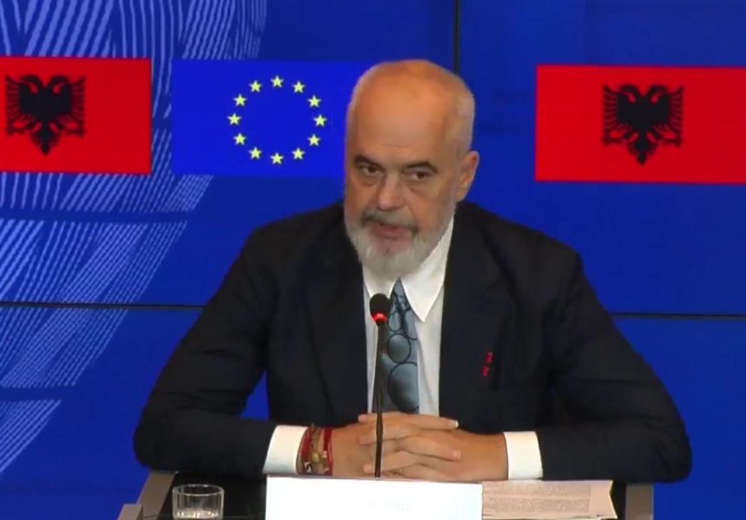 Shqipëria nisi sot bisedimet konkrete të anëtarësimit me Bashkimin Europian Shqipëria nisi sot bisedimet konkrete të anëtarësimit me Bashkimin Europian