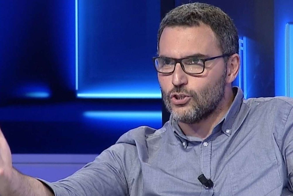 Arlind Qori akuzon politikanët shqiptarë si të korruptuar Arlind Qori akuzon politikanët shqiptarë si të korruptuar