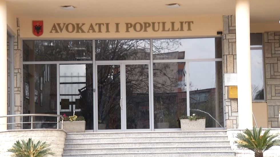 Pazari politik për Avokatin e Popullit: Një tjetër tregti mbi kurrizin e qytetarëve Pazari politik për Avokatin e Popullit: Një tjetër tregti mbi kurrizin e qytetarëve